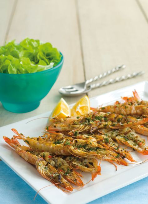 Grilled Butterflied Prawns » Dish Magazine Butterflied Prawns, Butterfly Prawns, King Prawn Recipes, Raw Prawns, Fish Cooking, Prawn Dishes, Grilled Prawns, New Zealand Food, Prawn Recipes