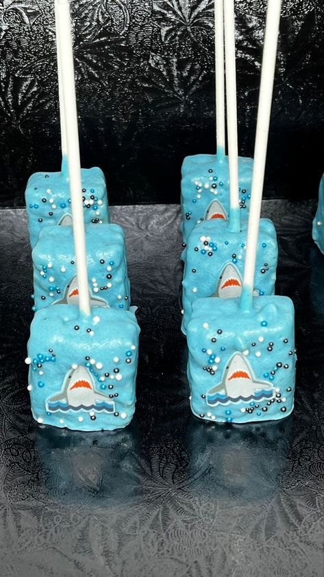 Shark Rice Krispie Treats, Shark Treats, Rice Krispie Chocolate, 19th Bday, Chocolate Covered Pretzel Rods, Turning 20, Shark Girl, Pretzel Rods, Shark Party