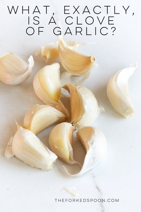 What is a Clove of Garlic? Garlic Health Benefits, Best Healthy Dinner Recipes, Garlic Benefits, Garlic Head, Garlic Recipes, Bread Machine Recipes, Chopped Garlic, Fresh Garlic, Flavorful Recipes