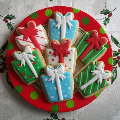 Gift Cookies | Thanks so much, Ali, for giving me permission… | Flickr Decorated Christmas Cookies, Winter Cookies, Christmas Cookies Gift, Christmas Cupcake, Winter Cookie, Cupcake Icing, Best Christmas Cookies, Cookies Christmas, Xmas Cookies