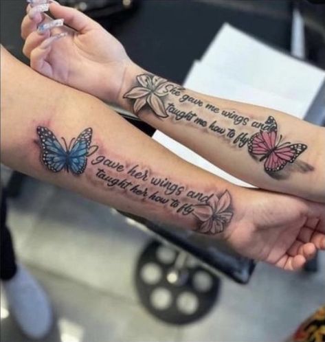 Mother Daughter Arm Tattoos, Mother And Daughter Tattoos Black Women, Momma And Daughter Tattoos, Mother Daughter Tattoos Black Women, Tattoos Memorial, Matching Tattoos Mother Daughter, Cute Sister Tattoos, Best Friend Tattoo, Cousin Tattoos