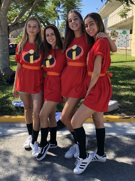 diy incredibles costume teen Diy Superhero Costume, Funny Group Halloween Costumes, Diy Fantasia, Superhero Costumes Kids, Incredibles Costume, Best Group Halloween Costumes, Meme Costume, Themed Halloween Costumes, Cute Group Halloween Costumes