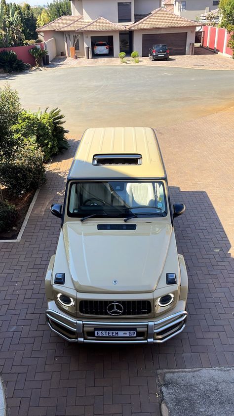 Dream Cars Mercedes, Lux Cars, Luxury Lifestyle Dreams, Classy Cars, Fancy Cars, G Class, Pretty Cars, G Wagon, My Dream Car