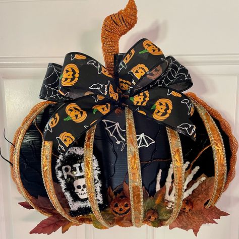 Halloween Pumpkin Door Wreath. Graveyard Scene. Super Glittery With Flickering Lights In Rip Headstone. Super Cute And Very Detailed. Homemade By Me. Approx. 18"W X 17"H X 4"D Without Stem/11" Christmas Mesh Wreaths Pumpkin, Dollar Tree Pumpkin Wreath Form Ideas Halloween, Pumpkin Metal Wreath Form, Simple Halloween Porch Decor, Pumpkin Wire Wreath Form Dollar Tree, Fall Craft Fair Ideas To Sell, Metal Pumpkin Wreath, Fall Topiary Diy, Pumpkin Frame Wreath