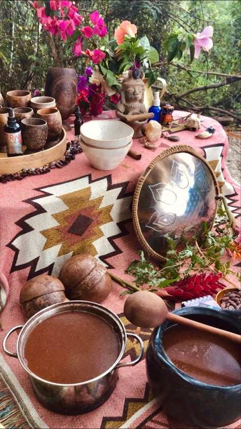 Ayuasca Ceremony, Cacao Ceremony Circle, Women Circle Aesthetic, Cacao Ceremony Aesthetic, Cacao Ritual, Period Party, Goddess Party, Cacao Ceremony, Ceremonial Cacao