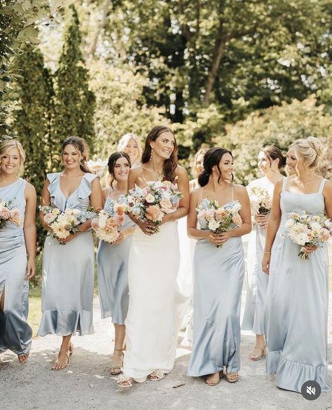 Pastel Blue Bridesmaid, Dazzling Dresses, Wedding Color Schemes Spring, Bridesmaids Spring, French Country Wedding, Baby Blue Weddings, Blue White Weddings, Aqua Wedding, Aisle Flowers