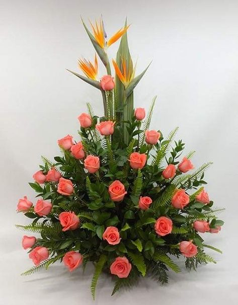 Basket Flower Arrangements, Tropical Floral Arrangements, Tropical Flower Arrangements, Rose Flower Arrangements, Altar Flowers, Large Flower Arrangements, Church Flower Arrangements, Creative Flower Arrangements, Flower Arrangements Simple