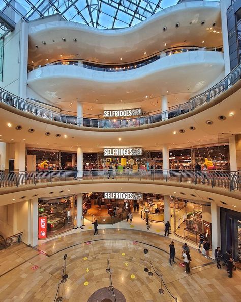 Sean Patrick Burns on Instagram: “Ultra wide shot of Selfridges inside Bullring #selfridgesbirmingham #bullring #selfridges #birmingham #igersbirminghamuk #iluvbrum…” Birmingham Uk Aesthetic, Bullring Birmingham, Selfridges Birmingham, Uk Aesthetic, England Christmas, Christmas In England, Summer Vision, Premier Inn, 2024 Goals