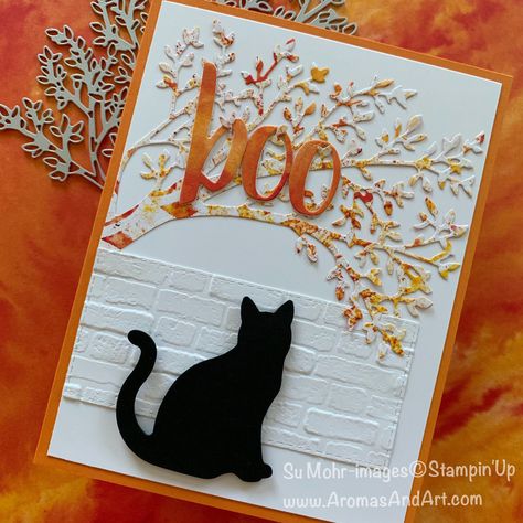 Cat’s “boo-ti-ful” Halloween card. Cat For Halloween, Cat Cards Handmade, Halloween Cards Diy, Treats Halloween, Halloween Paper Crafts, Spooky Cat, Carte Halloween, Halloween Cards Handmade, Halloween 3