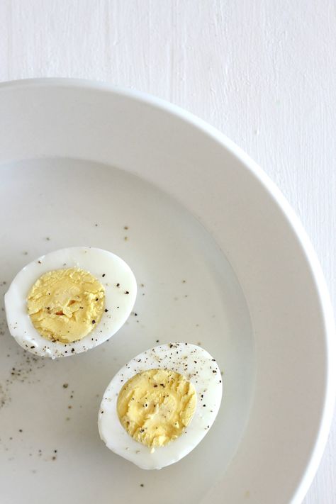 Boiled Eggs Recipes Breakfast, Boiled Eggs Recipes, Creative Egg Recipes, Egg Nutrition Facts, Egg Recipes For Dinner, Boiled Egg Recipes, The Boiled Egg Diet, Egg Sandwich Breakfast, 20 Pounds In 2 Weeks