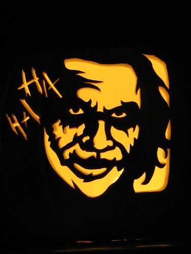 Joker Pumpkin, Joker Stencil, Halloween Pumpkins Carvings Designs, Halloween Pumpkin Templates, Batman Villain, Pumpkin Carver, Halloween Art Projects, Pumkin Carving, Halloween Pumpkin Carving Stencils