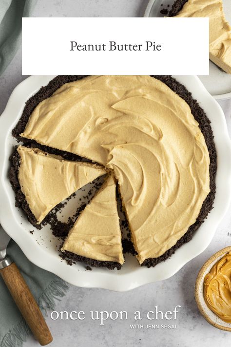 Peanut Butter Pie Unusual Desserts, Butter Ideas, Bunco Food, Yummy Pies, Once Upon A Chef, July Desserts, Peanut Butter Mousse, Chunky Peanut Butter, Creative Cooking