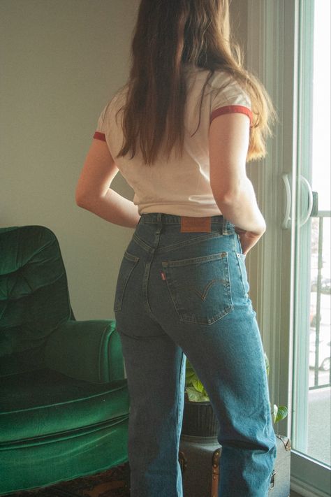 Levi’s 70s aesthetic photoshoot Levis Ribcage Jeans Outfit, Levi Jeans Aesthetic, Levis Ribcage Jeans, Levis Ribcage Straight Ankle Jeans, Straight Leg Ankle Jeans, Jeans Aesthetic, Levis Ribcage Straight, Ribcage Jeans, Inspired Photoshoot