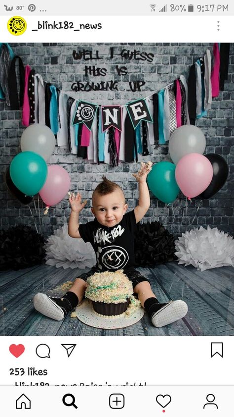 Blink 182 Party, Rock Baby Clothes, Rock And Roll Birthday, Rockstar Birthday, Rockstar Birthday Party, Hippie Birthday, Boys First Birthday Party Ideas, 2nd Birthday Party Themes, First Birthday Party Themes