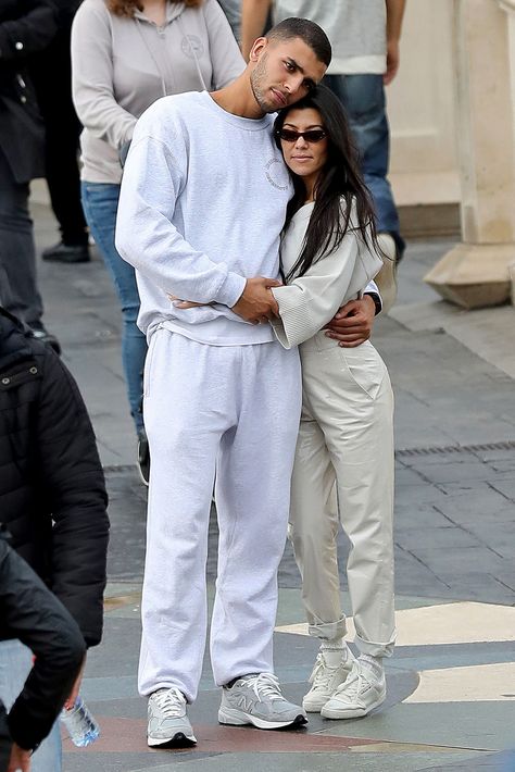 Kourtney Kardashian And Younes Bendjima, Kourtney Kardashian And Younes, Kortney Kardashian, Younes Bendjima, Estilo Kardashian, Kourtney Kardashian Style, Jogging Outfit, Couple Fits, Kardashian Outfit