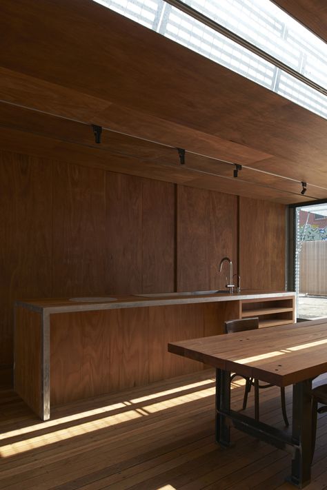 Edward Street House Kitchen Styling Modern, Plywood Kitchen, Plywood Interior, Suburban House, Secret Door, Street House, Architecture Awards, Residential House, Modernism