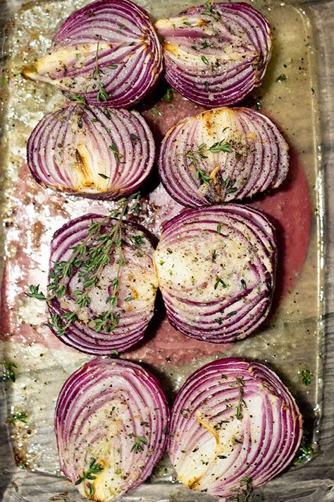 Garlic Roasted Red Onions - Chef Shamy Red Onion Recipes, Baked Onions, Roasted Onions, At Family, Onion Recipes, Red Onions, Veggie Side Dishes, Vegetable Sides, Veggie Sides