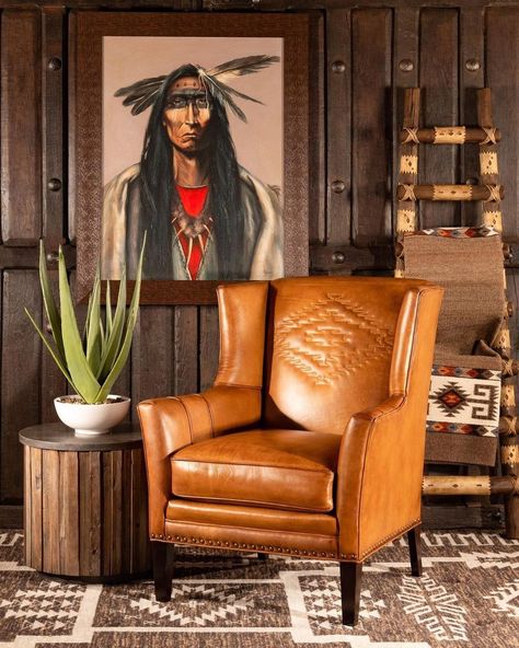 Brianna Bigbee on Instagram: “@adobe.interiors located in Fort Worth, Texas, has everything you need to bring your western home dreams to life! • • #thisishowiwestern…” Rustic Armchair, Southwestern Living Room, South Western Decor, Leather Arm Chair, Western Living Room, Adobe Home, Living Room Chair, Leather Artisan, Salvaged Wood