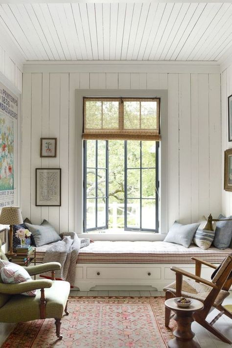 window seat ideas Low Window Bench Seat, How To Decorate Window Seat, Diy Window Seat Living Room, Comfortable Window Seat, Bedroom Nook Ideas With Window, Daybed Window Seat, Large Window Seat, Window Seat Living Room, Window Seat Storage Bench