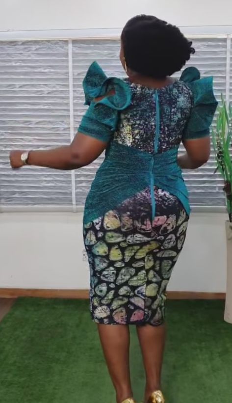 Kampala Short Gown Style, Latest Gown Styles, African Print Long Dress, Best Formal Dresses, African Party Dresses, Nigerian Lace Styles Dress, Velvet Dress Designs, African Fabric Dress, African Print Dress Ankara