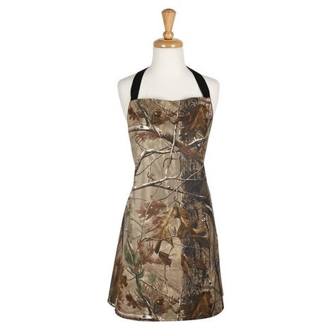 Realtree Printed Apron Camo Prom, Camo Life, Camo Wraps, Camo Trucker Hat, Real Tree Camouflage, Camo And Pink, Purple Camo, Sewing Aprons, Printed Aprons