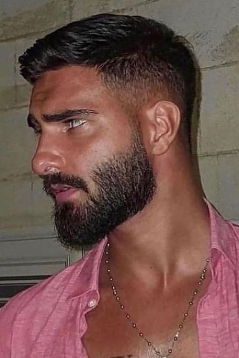 Mens Hair Cut, Haircut With Beard, Fashion Short Hair, Haircut And Beard, Faded Beard Styles, Haircut Mens, Men Fade Haircut Short, Short Hair With Beard, Beard Tips