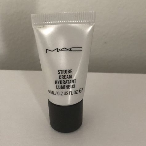 Everything you need to know about strobe cream, including how to use MAC strobe cream, the best strobe creams on the market and more! #strobe cream #strobe cream how to use #strobe cream mac #mac strobe cream #how to use strobe cream #mac strobe cream how to use #the best strobe creams #mac makeup #mac makeup products #mac cosmetics #glowing skin Mac Makeup Products, Mac Stone, Mac Strobe Cream, Strobe Cream, Makeup 101, Makeup Mac, Mac Makeup, Strobing, Makeup Products