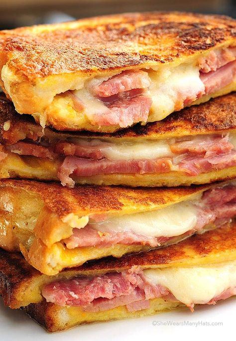 Pie Iron Recipes, Pie Iron, Monte Cristo Sandwich, Ham And Cheese Sandwich, Monte Cristo, Leftover Ham, God Mat, Ham Recipes, Think Food