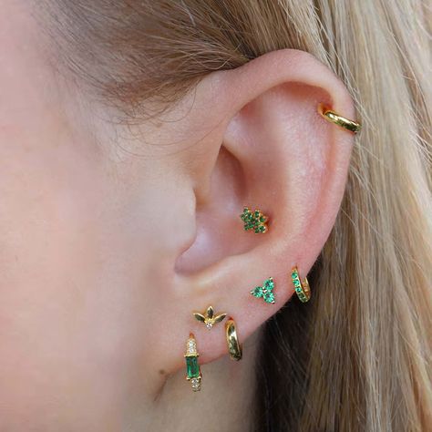 Back Piercing, Cartilage Piercing Stud, Star Cartilage Earring, Helix Jewelry, Three Leaf Clover, Emerald Green Earrings, Turquoise Hoop Earrings, Cartilage Earrings Hoop, Earring Ideas