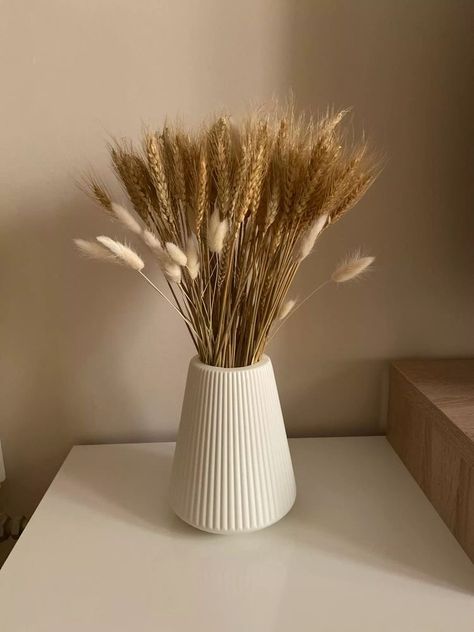 Flower Vase Ideas For Home Living Rooms, Wedding Artificial Flowers, Pottery Plant Pot, Dried Wheat, Condo Furniture, Grass Decor, Living Room Decorations, Vintage Flowers Wallpaper, Craft Home