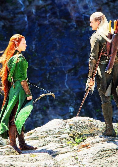 Hobbit Desolation Of Smaug, Legolas And Tauriel, The Desolation Of Smaug, Film Trailer, The Hobbit Movies, Into The West, Desolation Of Smaug, Ian Mckellen, Heroic Fantasy