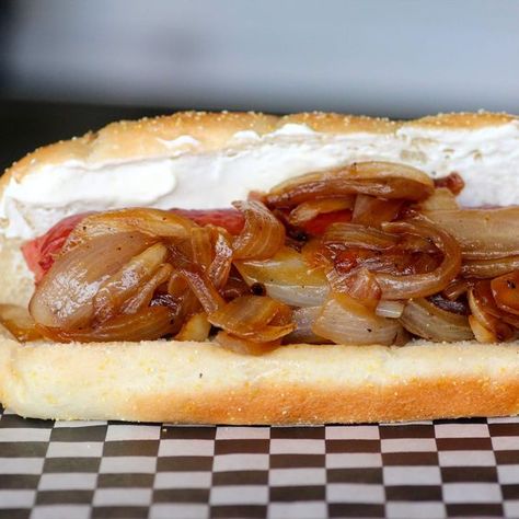 The Signature Seattle Hot Dog 1) Cream cheese. 2) Onions. #SeattleWA #NationalHotDogDay Seattle Dog Recipe, Seattle Hot Dog Recipe, Seattle Hot Dog, Kid Dinners, Seattle Dog, Pickle Appetizers, Fair Foods, Seattle Style, Seattle Trip