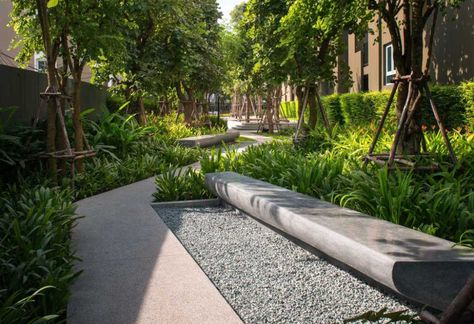 Centric Sea Pattaya by LAB – mooool Landscape Seating, Landscape Contemporary, Landscape And Urbanism Architecture, Residential Landscape, Areas Verdes, Easy Landscaping, Landscape And Urbanism, Landscape Architecture Design, Urban Furniture