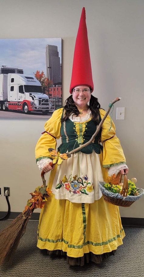 Gnome Woman Costume, Woman Gnome Costume, Female Gnome Costume, Garden Gnome Costume Diy Women, Gnome Costume Women, Diy Gnome Costume Women, Girl Gnome Costume, Gnome Costumes For Adults, Gnome Cosplay