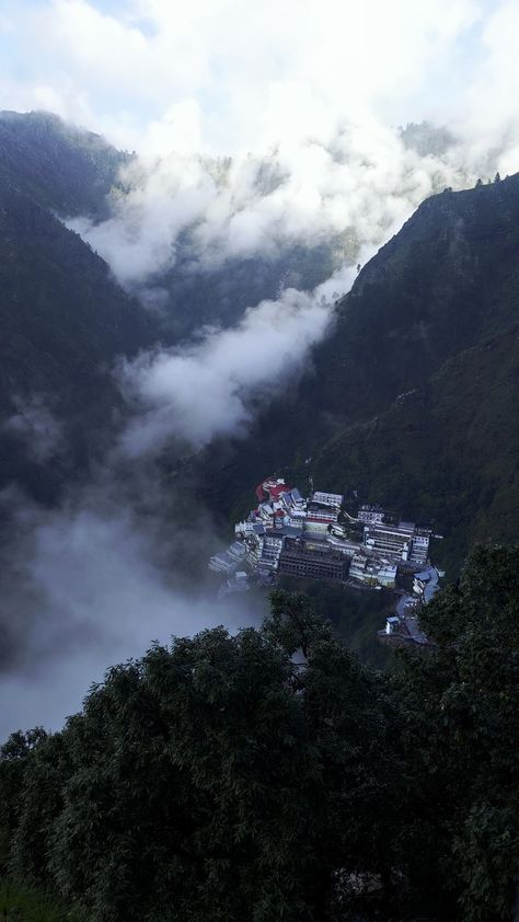 Vaishno Devi Photo, Mata Vaishno Devi Wallpaper, Vaishno Devi Aesthetic, Maa Vaishno Devi Images, Vaishno Devi Photography, Vaishno Devi Wallpapers, Veshnodevi Mata, Vaishno Devi Temple, Katra Jammu