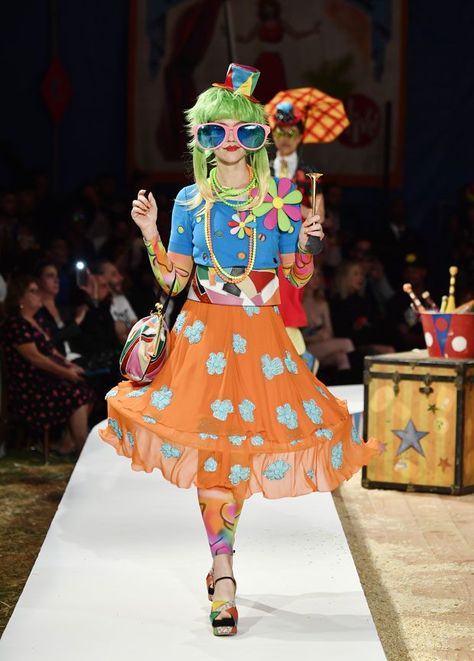 Camp Fashion, Edgy Fashion Chic, Estilo Harajuku, Art Outfit, Whimsical Fashion, Jeremy Scott, Fashion Victim, Resort Collection, Harajuku Fashion