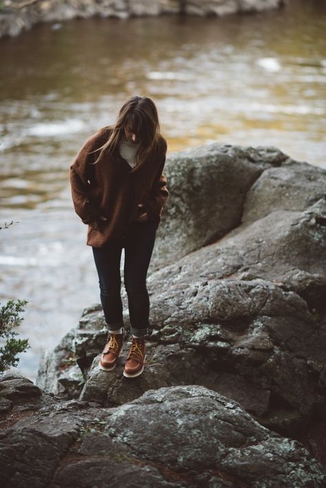 Redwing Boots Women, Redwings Outfit, Red Wings Boots Outfit, Redwing Boots, Red Wing Women, Nature Outfits, Live Sustainably, Wing Boots, Rolled Up Jeans