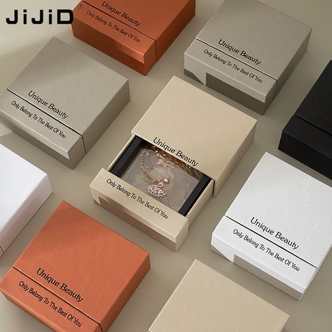 JiJiD Hot Sale Drawer Jewel Ring Earring Bracelet Packaging White Black Custom Logo Jewelry Box https://m.alibaba.com/product/1600696191886/JiJiD-Hot-Sale-Drawer-Jewel-Ring.html?__sceneInfo={"cacheTime":"1800000","type":"appDetailShare"} Opening Boutique, Custom Jewelry Packaging, Jewelry Packaging Design, Plain Jewelry, Unique Beauty Products, Slide Box, Packaging Jewelry, Bracelet Packaging, Jewelry Display Box