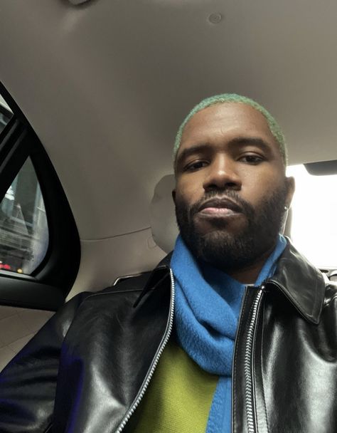 Frank Ocean Updates on Twitter: "Frank Ocean’s sporting a slightly new shade of green hair🍀 — via IG stories… " Frank Ocean Headphones, Frank Ocean And The Weeknd, Frank Ocean Pictures, Aesthetic Culture, Frank Ocean Wallpaper, Steve Lacy, Super Rich Kids, Frank Ocean, Tyler The Creator