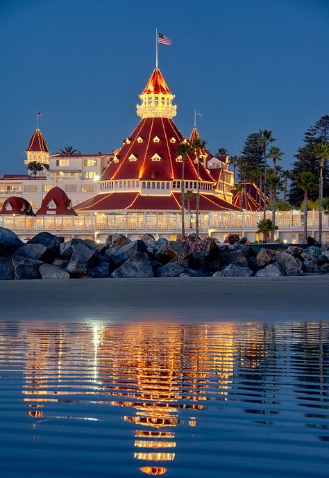 Hotel Del Coronado San Diego, Coronado San Diego, Beautiful America, Sweet California, Coronado Island, California Trip, Historic Landmarks, Beautiful California, Hotel Del Coronado