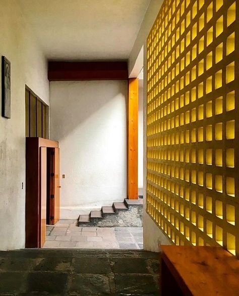 Louis Barragan, Luis Barragan Architecture, Mexican Modernism, Mexico Design, Modernist Architects, City Architecture, Architecture Fashion, Architectural Digest, Cafe Decor