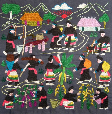 Hmong Embroidered Story Cloth (Paj ntaub) Historical Temples, Hmong Culture, Hmong Embroidery, Paj Ntaub, Chinese Folk Art, Mekong River, Silk Weaving, Textile Crafts, Animal Embroidery