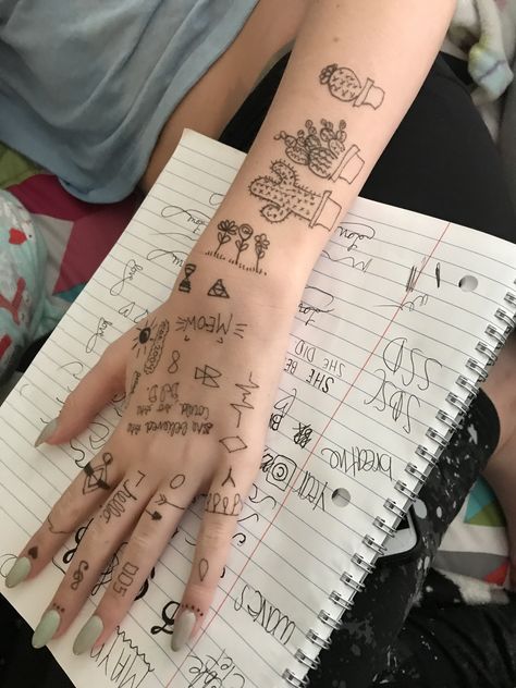 Doodles On Skin, Drawing On Skin, Stick And Poke Tattoos, Small Wave Tattoo, Stick Tattoo, Stick And Poke Tattoo, Ink Doodles, Sharpie Tattoos, Hand Doodles