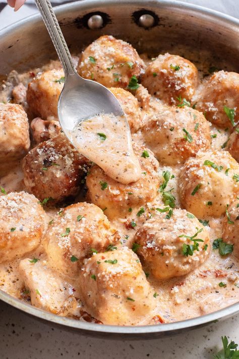 These meatballs are a delightful dish that's quick and easy to prepare. The combination of tender meatballs and creamy, tangy sauce makes for a comforting and satisfying meal. Whether you're cooking for a special occasion or just a weeknight dinner, this dish will become a family favorite. Enjoy the rich flavors and cozy comfort of Marry Me Chicken Meatballs! Marry Me Chicken Meatballs Half Baked, Creamy Chicken Meatballs, Cozy Fall Food Recipes, Marry Me Meatballs, Marry Me Chicken Meatballs, Meatball Recipes Dinner, Creamy Meatball Sauce, Turkey Meatball Dinner Ideas, Sauce For Chicken Meatballs