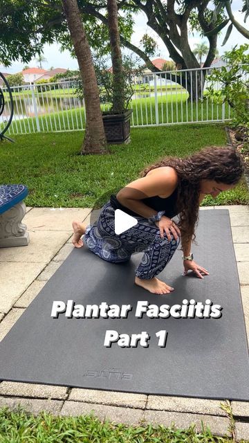 Dr. Katie Casey PT, DPT | Virtual Physical Therapy on Instagram: "Plantar fasciitis 💥  🦶🏼Yo feet need some love too!   😖Pain in your heel and through the bottom of your foot? Is your pain typically worse in the morning, walking barefoot or prolonged periods of being on your feet? These could all be symptoms of plantar fasciitis.   🦶🏼The plantar fascia is a thick, fibrous weblike band of tissue connecting your heel to the front of your foot and very important in over foot health as it presents as a shock absorber and supports the arch of your foot.   Big Toe, Foot intrinsics, Ankle, and even knee/hip mobility and stability are important when treating this condition.   ✅Depending on your current symptoms, functional level and stage of healing, these are a few exercises/stretching that Plantar Fascia Physical Therapy, Plantar Fascia Relief, Plantar Fascia Stretches, Fascia Stretching, Foot Stretches, Plantar Fascia, Hip Mobility, Walking Barefoot, Stretching Exercises