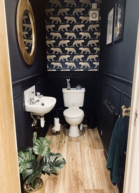 Bathroom Wall Decorations, Wall Decorations Ideas, Bathrooms Vanity, Small Downstairs Toilet, Small Bathroom Wallpaper, Cloakroom Toilet, Wall Decorating Ideas, Bathrooms Inspiration, Downstairs Cloakroom