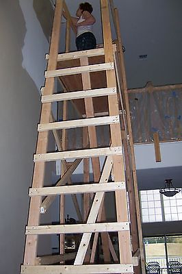 Diy Scaffolding, Wooden Scaffolding, Scaffolding Design, Mid Century Remodel, Woodworking Projects Unique, Garage Makeover, Carpentry Diy, Entrance Ways, Post And Beam