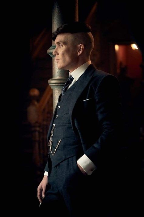 Tomes Shalby Wallpaper, Tommy Shelby Hair, Ball Suits, Cillian Murphy Tommy Shelby, See Series, Peaky Blinders Season, Series Photography, Peaky Blinders Series, Peaky Blinders Poster