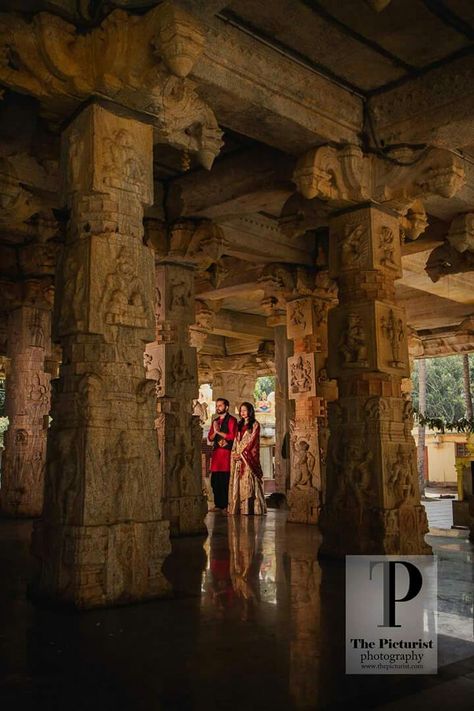 Pre Wedding Shoot Ideas In Temple, Couple Shoot In Temple, Couple Photoshoot In Temple, Temple Poses Photo Ideas Indian, Pre Wedding Photoshoot Temple, Temple Photoshoot Couple, Temple Pre Wedding Shoot, Temple Couple Photoshoot, Temple Wedding Indian