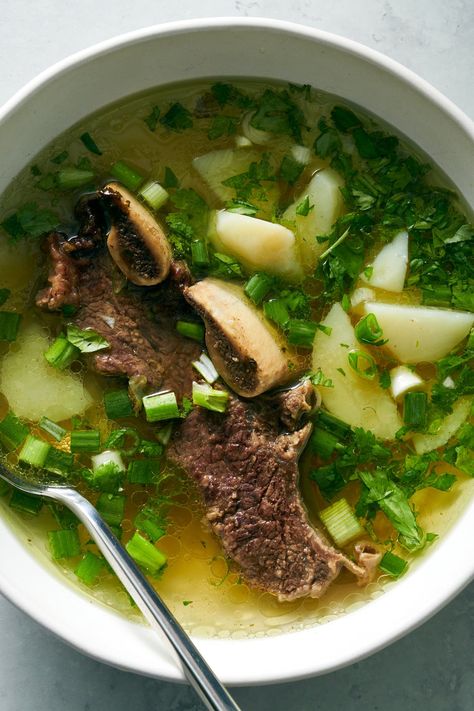 This Simple Colombian Beef and Potato Soup Is Full of Possibility - The New York Times Beef Rib Soup, Columbian Recipes, Rib Soup, Beef Rib, Grilled Oysters, Colombian Food, Beef And Potatoes, Nyt Cooking, Beef Soup